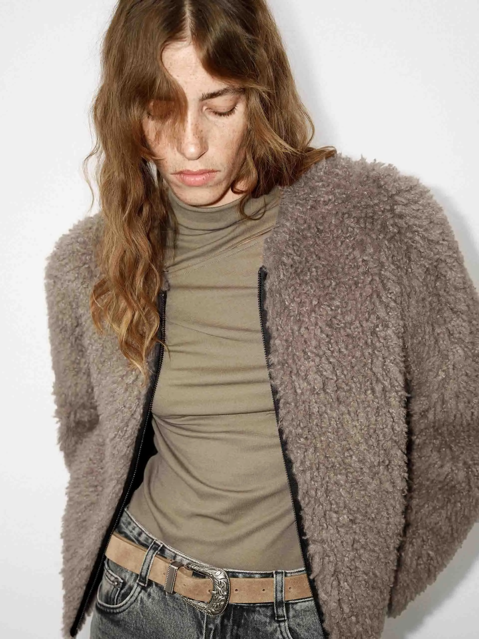 Cropped Zipper Fuzzy Coat