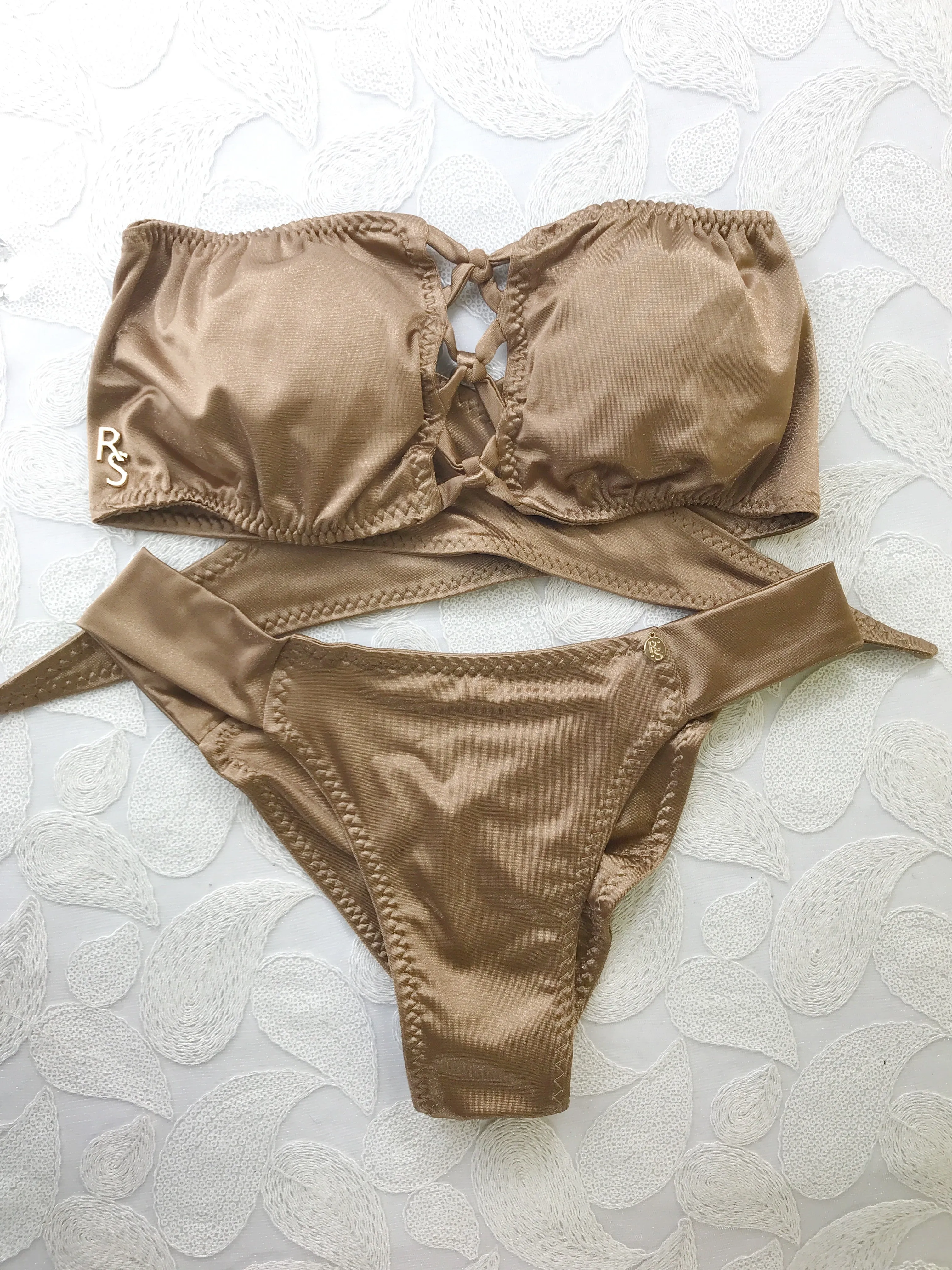 Custom Criss Cross Flip Its top with band bottom (nude/tan/bronze)