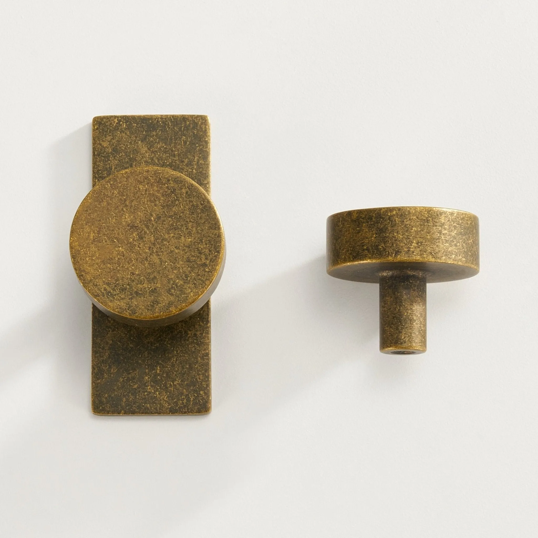 CYRA Solid Brass Knobs