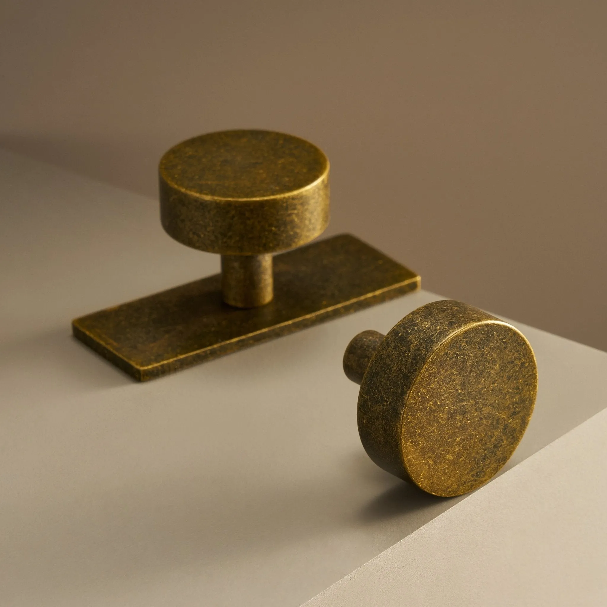 CYRA Solid Brass Knobs