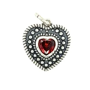 D925 Vintage Red Heart Pendant