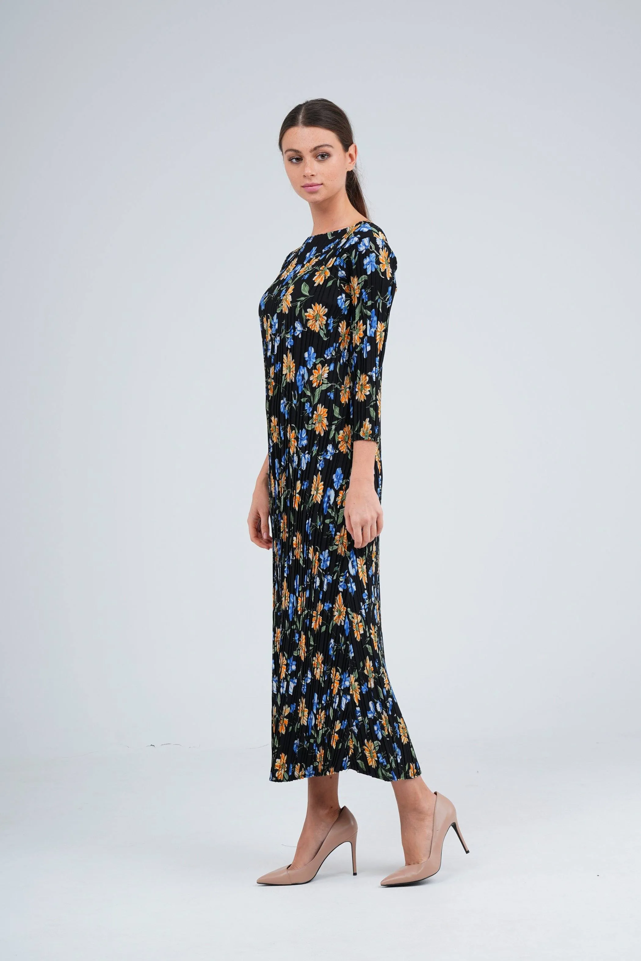 Dael Pleated Floral Dress (Slim Fit)