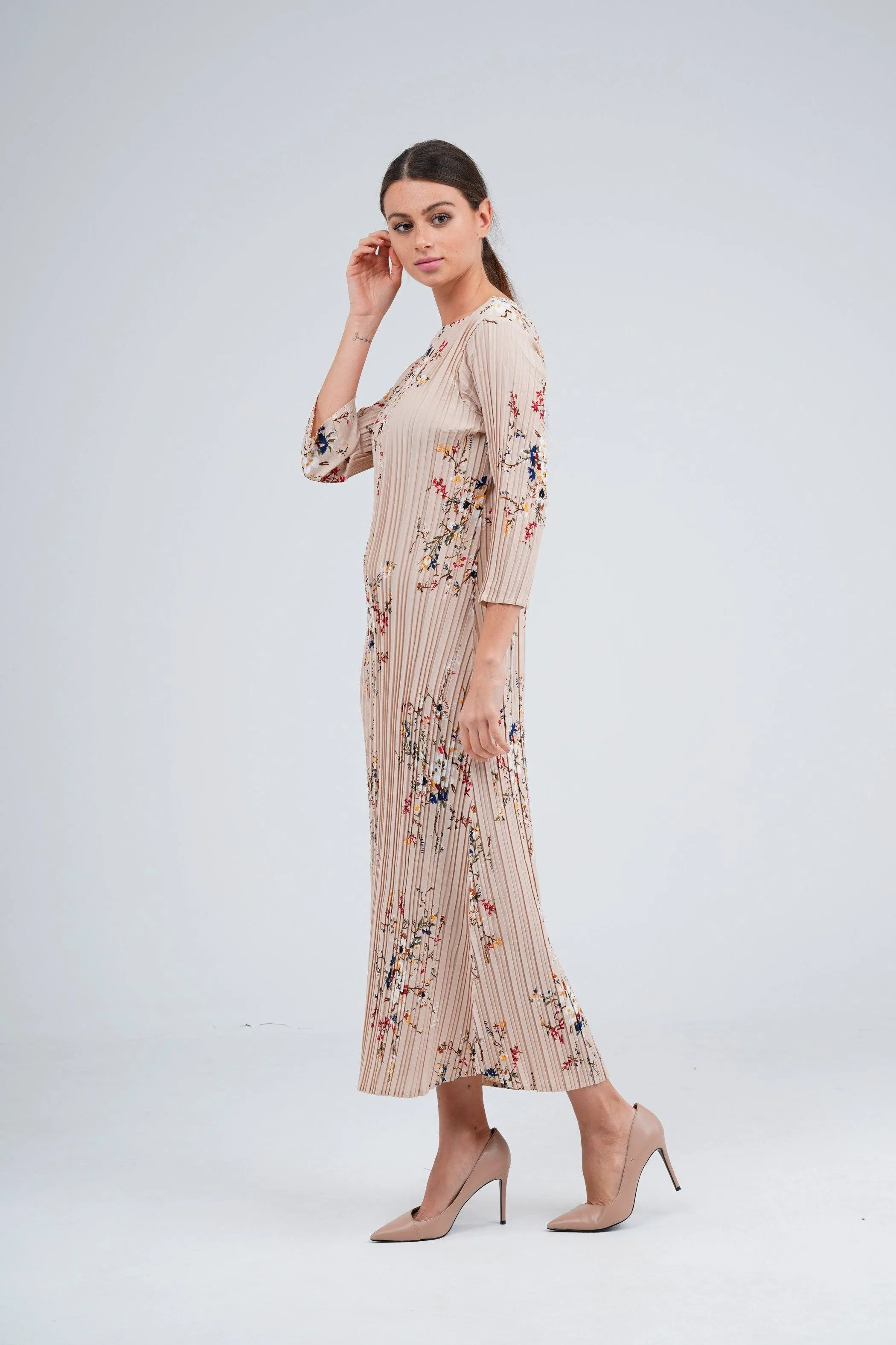 Dael Pleated Floral Dress (Slim Fit)