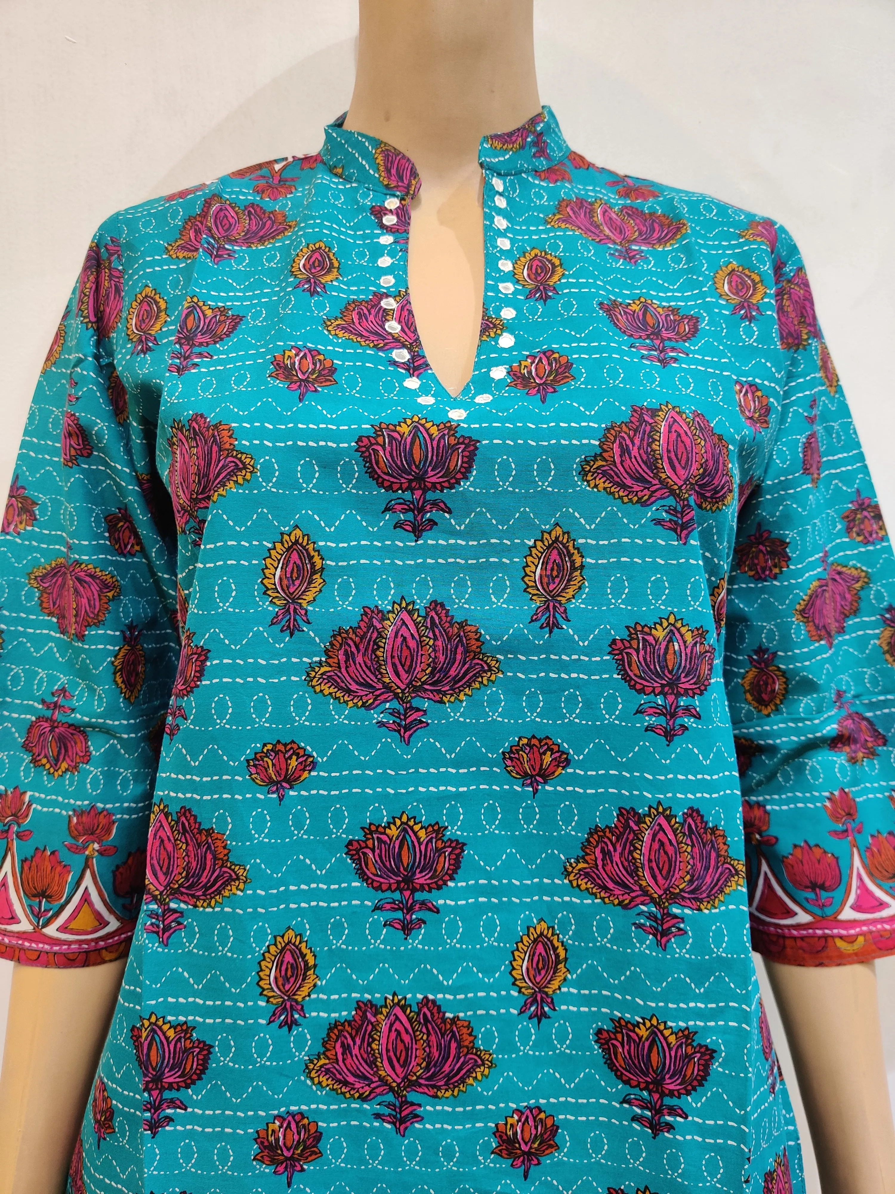 Dahlia Kurti