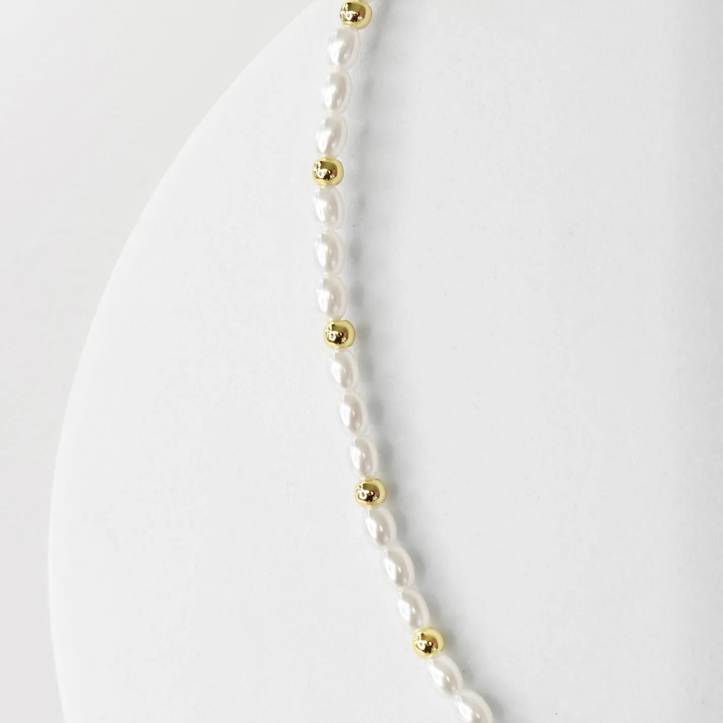 Dainty Pearl Chocker I-24