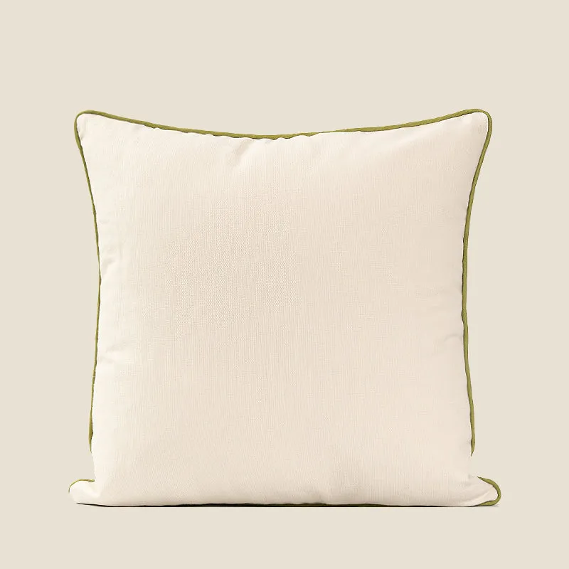 Daisy-patterned Throw Pillow