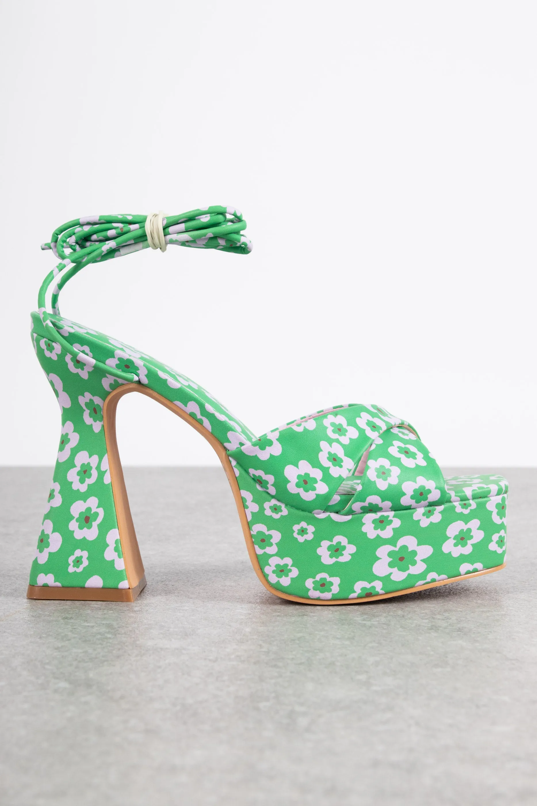 Daisy Street Platform Heeled Sandals in Green Floral Print