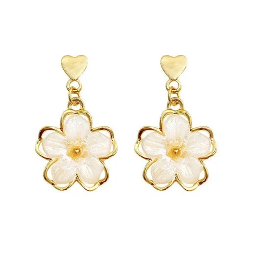 Dangle White Flower Gold Clip On Earrings