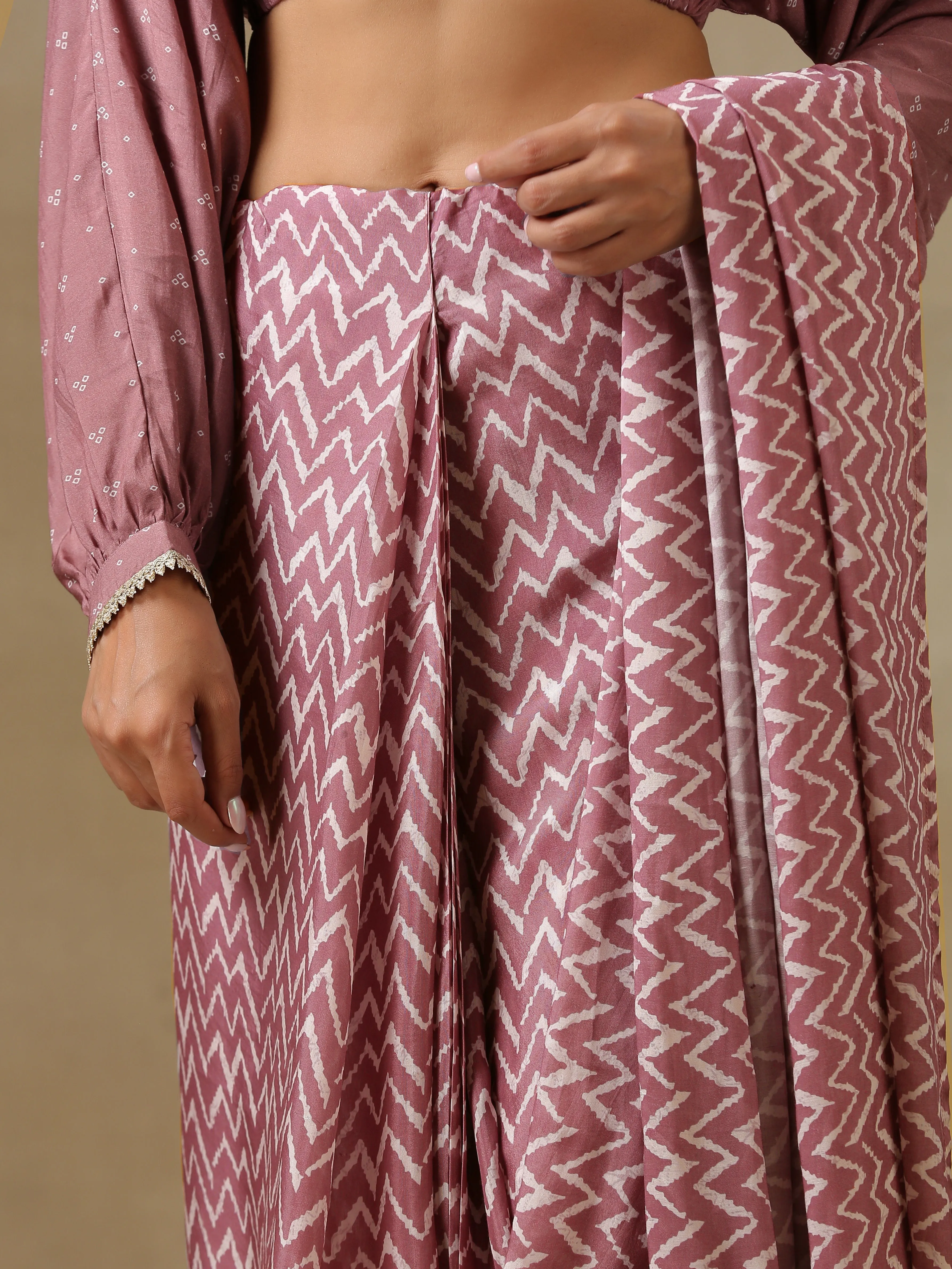 Dark Mauve Bandhani Printed Silk Pre-Pleat Stitched Saree