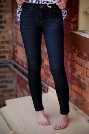 Dark Wash Jegging