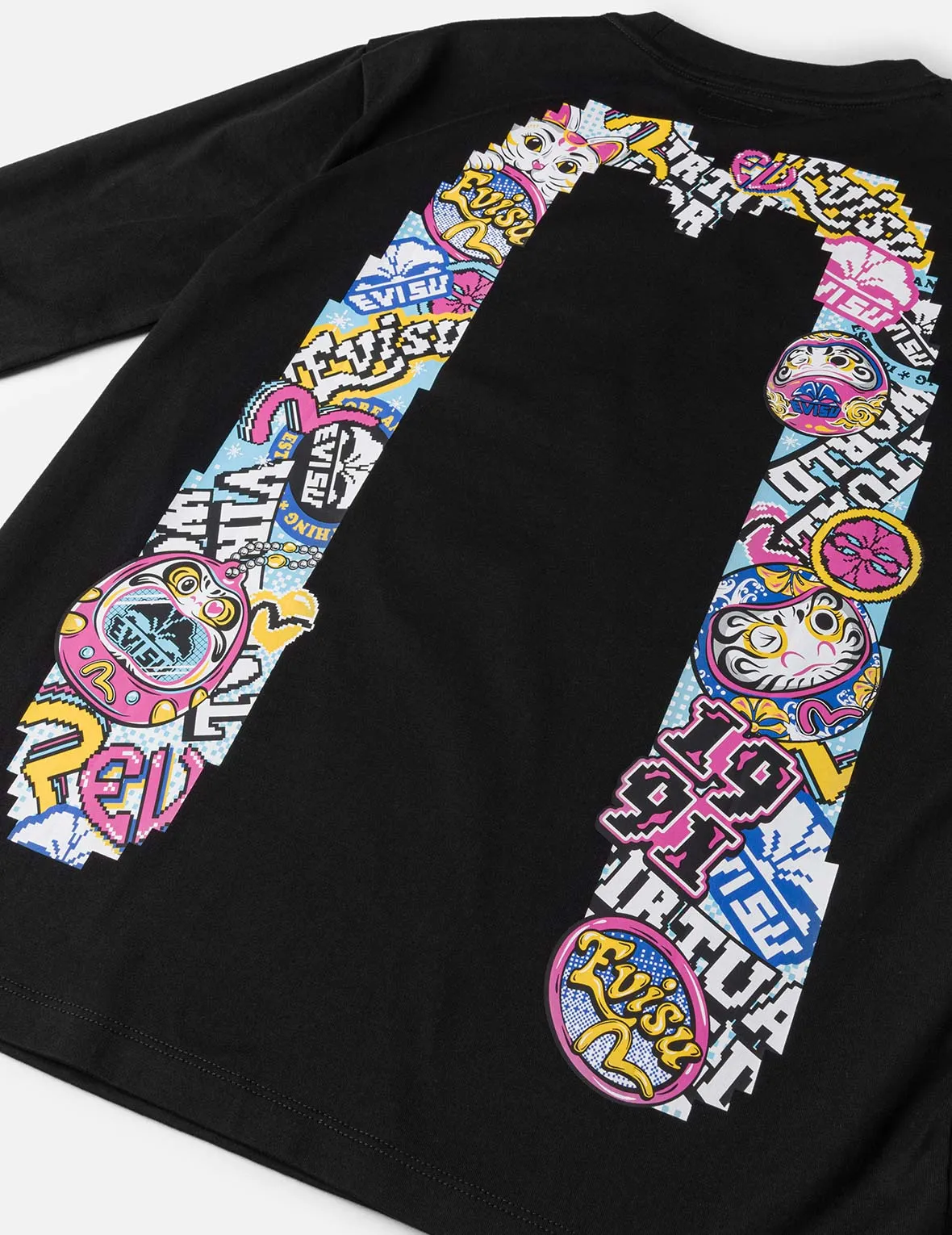 Daruma and Fortune Cat Pixel Daicock Print Regular Fit T-Shirt