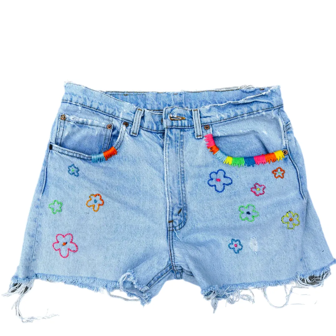 Denim Daisies Hand Embroidered Shorts - Levi’s 501