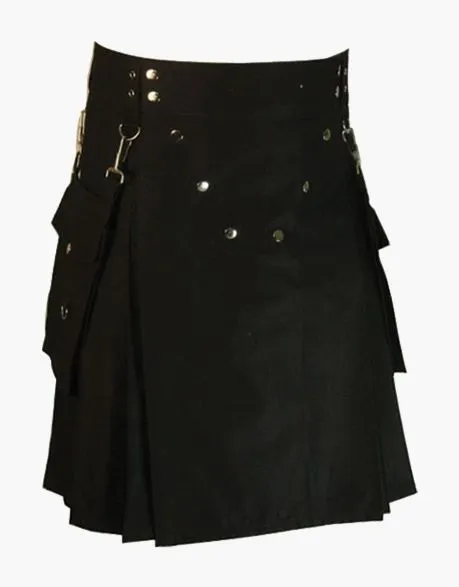 DETACHABLE POCKETS ON A BLACK UTILITY KILT