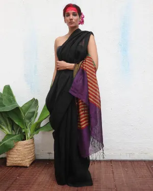 Devakanya Handwoven Linen Saree - Kaali