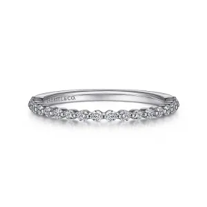 Devinne - 14K White Gold Single Prong Diamond Anniversary Band - 0.25ct