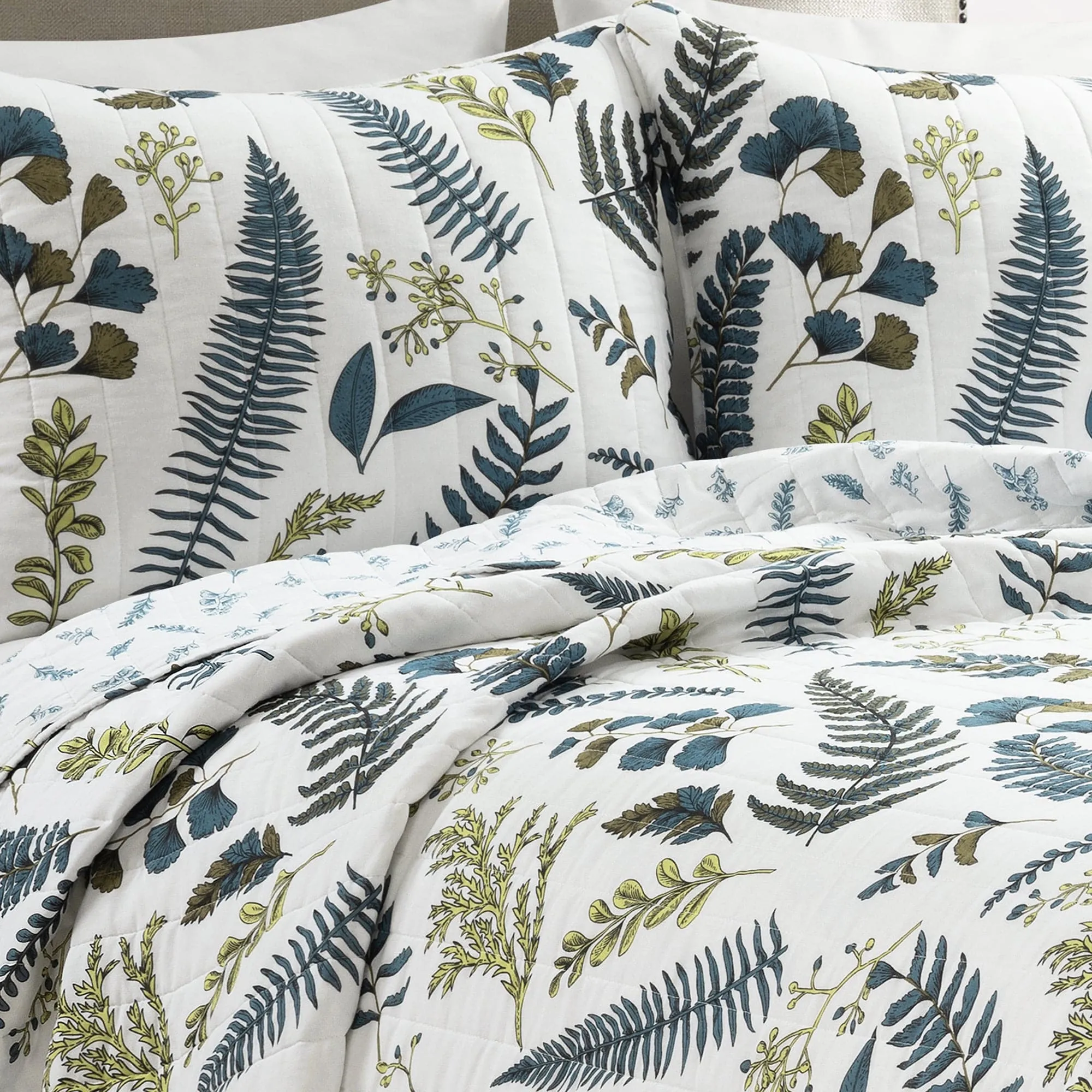 Devonia All Over Cotton Quilt 3 Piece Set