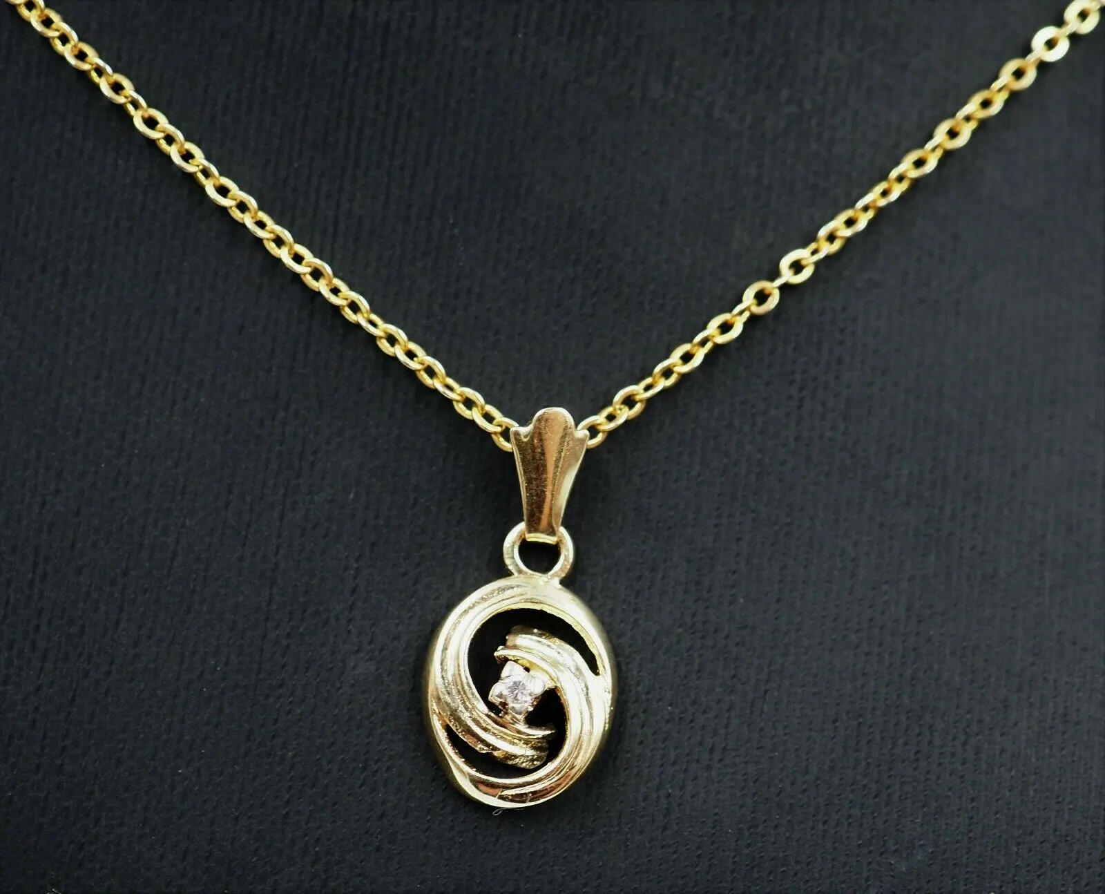 Diamond 9ct Yellow Gold Swirl Pendant