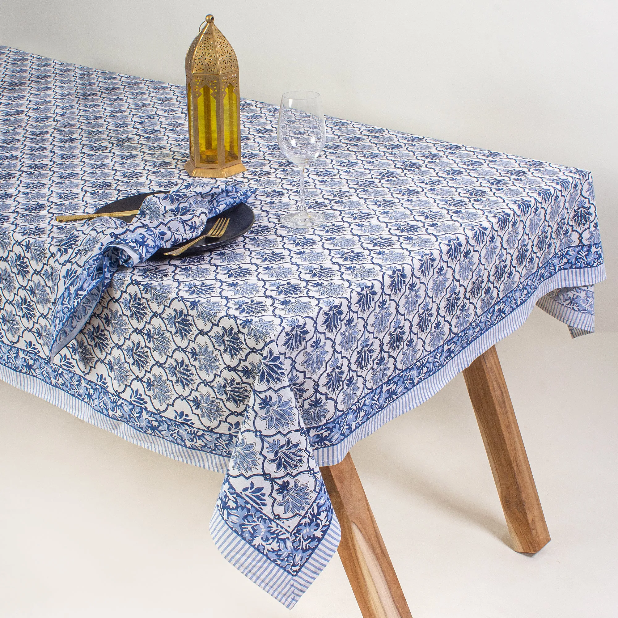 Dining Table Cover 6 Seater With Cotton Napkins