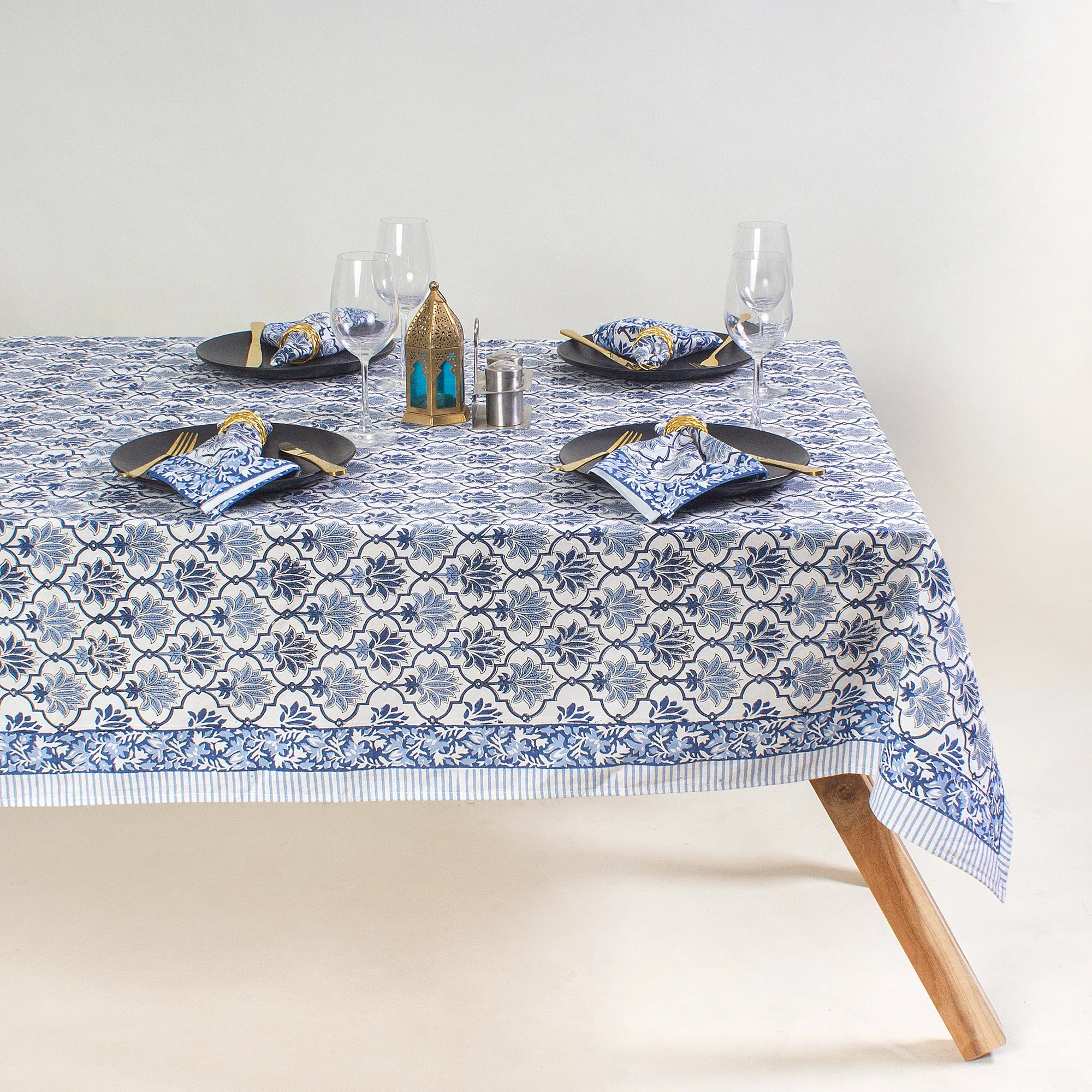 Dining Table Cover 6 Seater With Cotton Napkins