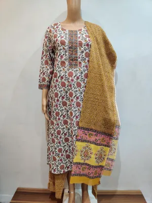 Disa Kurta pant with dupatta