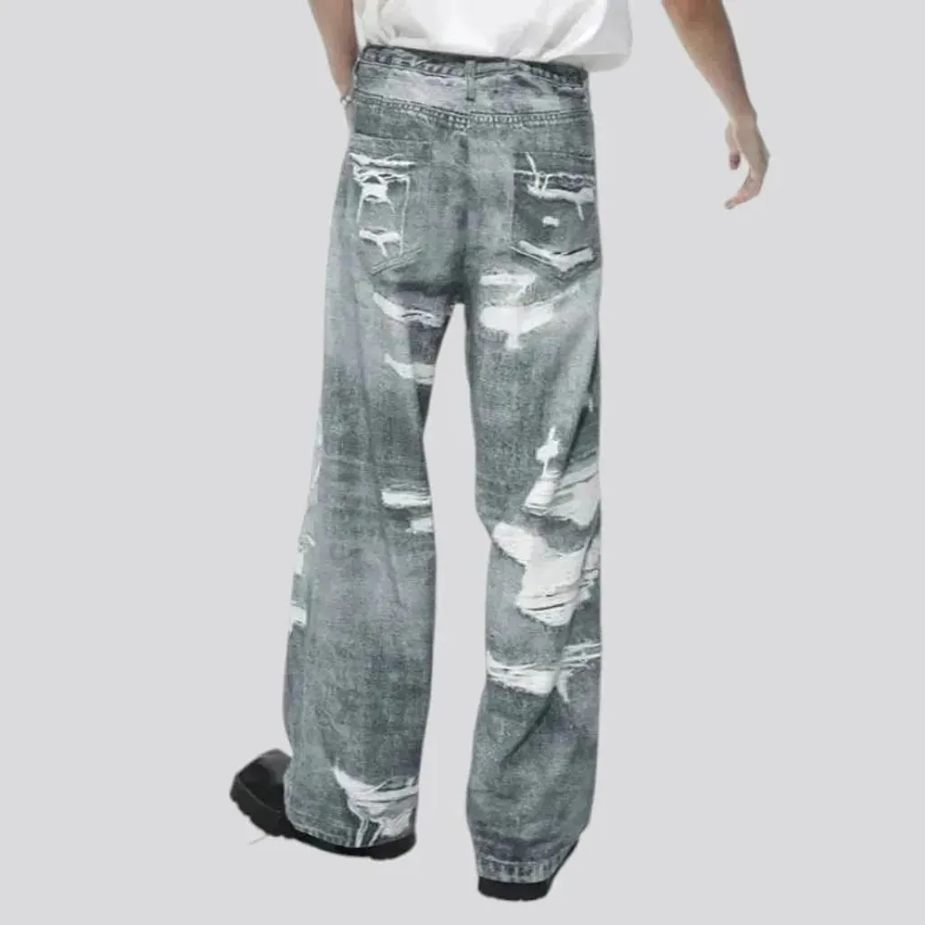 Distressed baggy style jeans for men