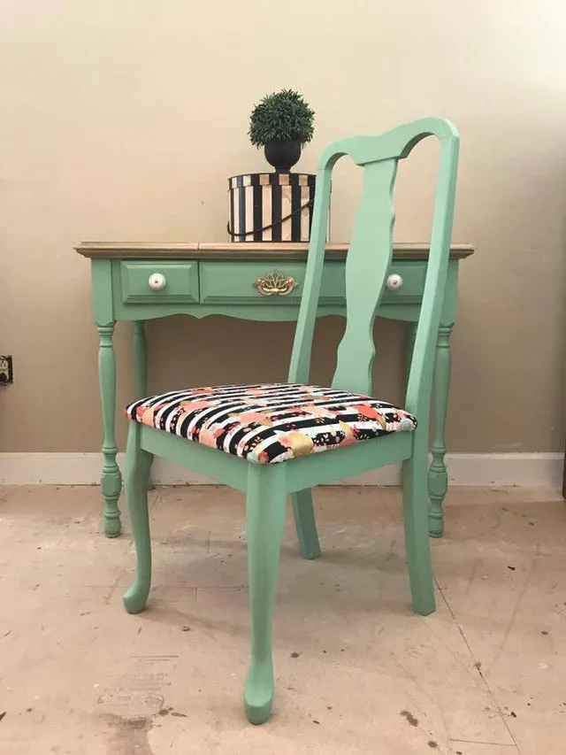 Dixie Belle Mint Julep Chalk Paint