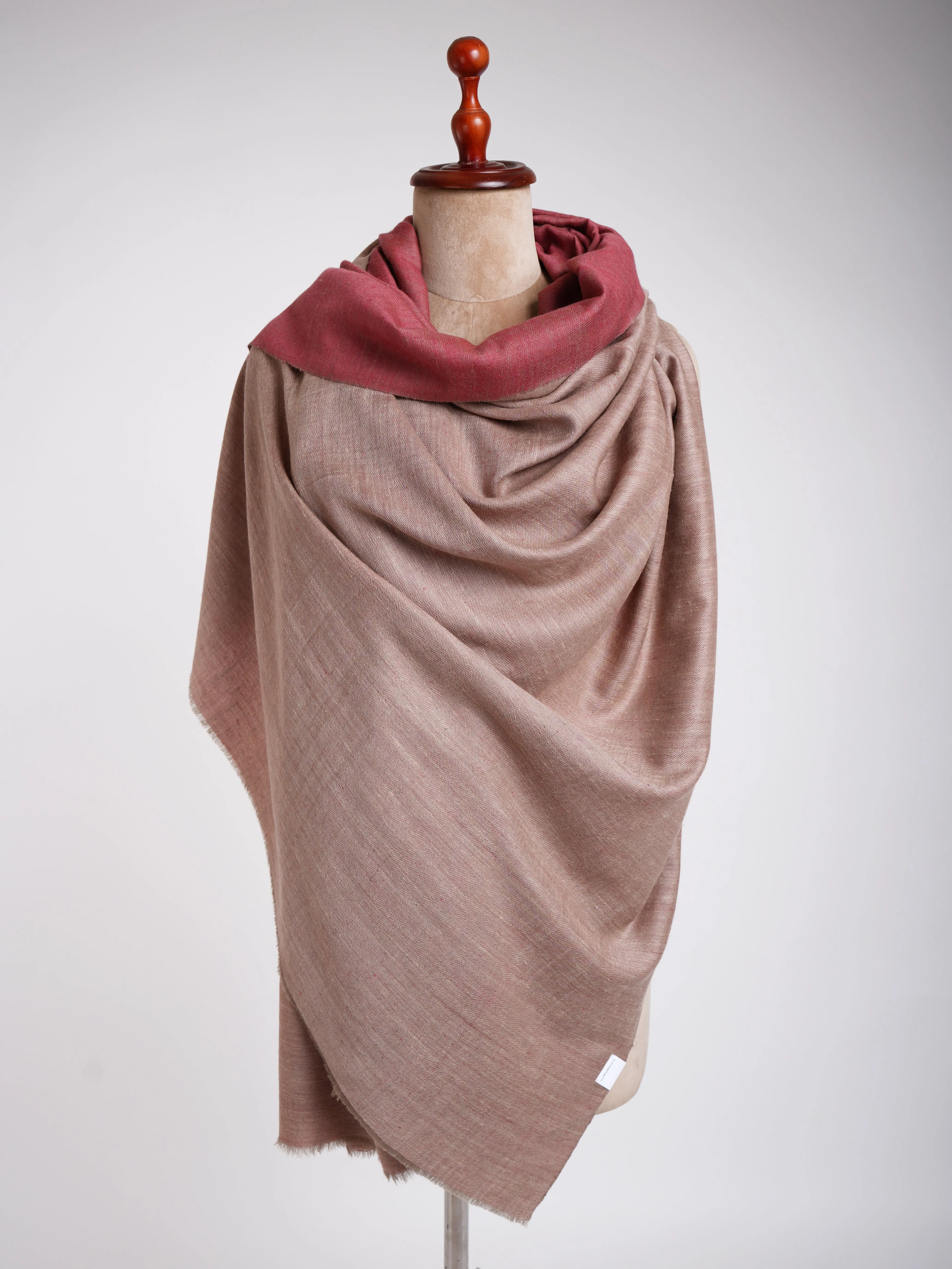 Dorukha Hand Woven Pashmina Shawl Beetroot Purple