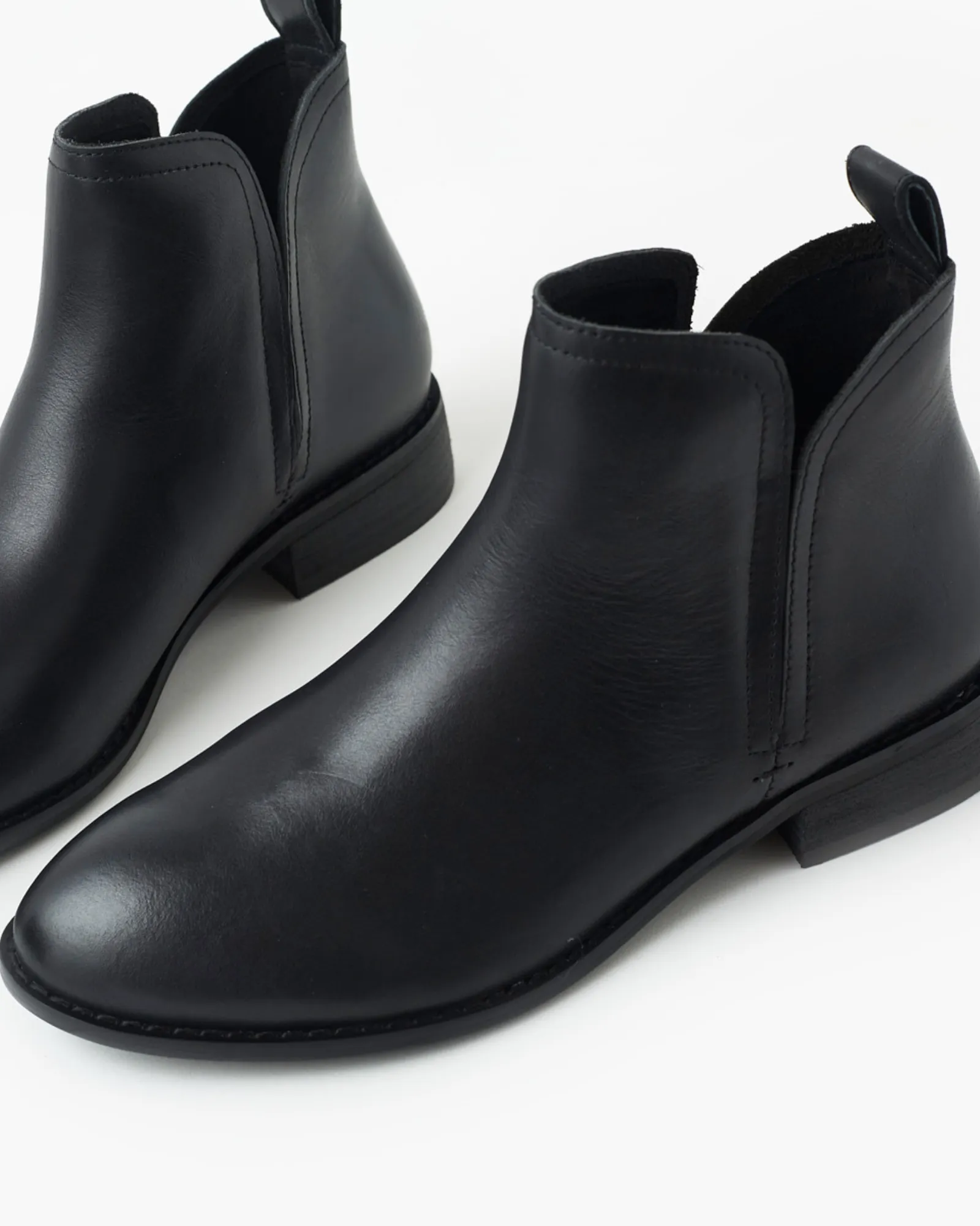 Douglas Leather Boot - Black