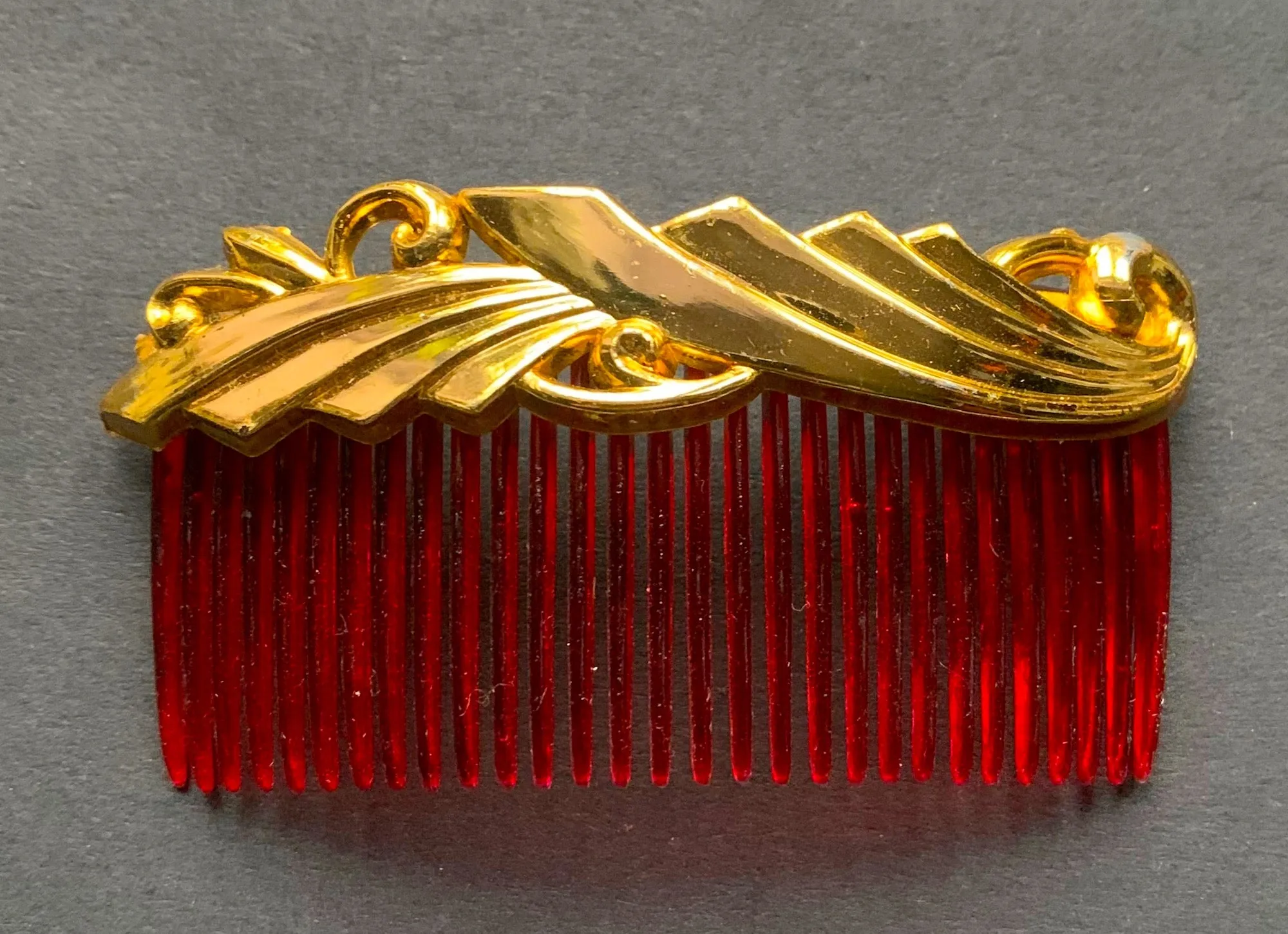 Dramatic 1940s Tortoiseshell and Gold Hair Combs - 8cm wide