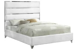 Eachthighearn White Bed