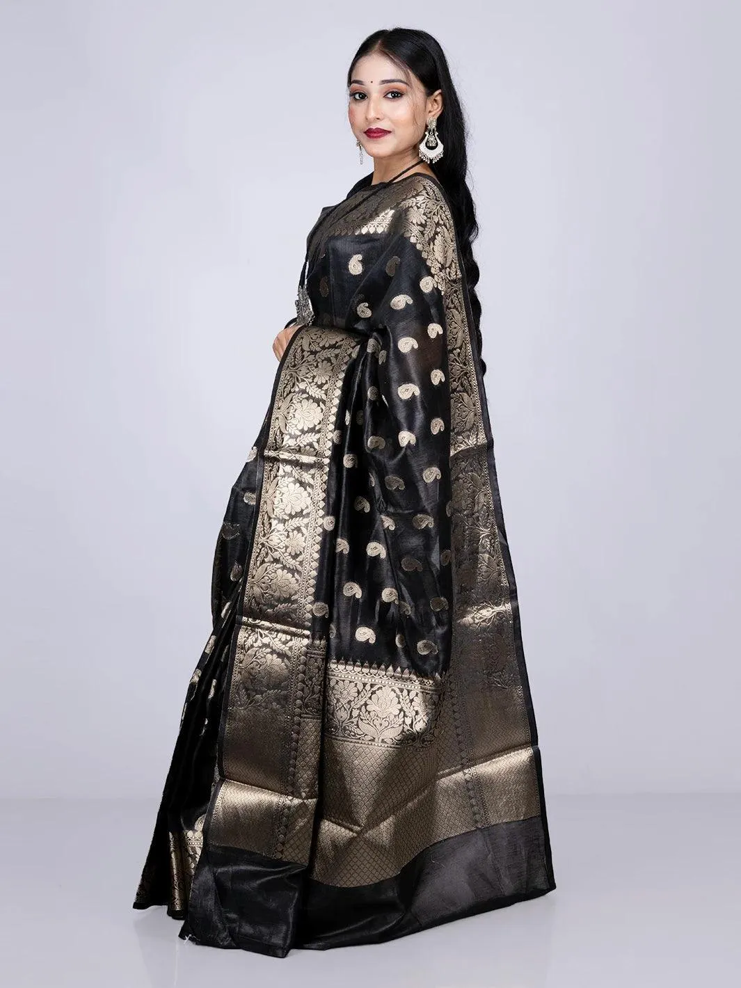 Elegant Black Par Anchal Buti Linen Silk Saree