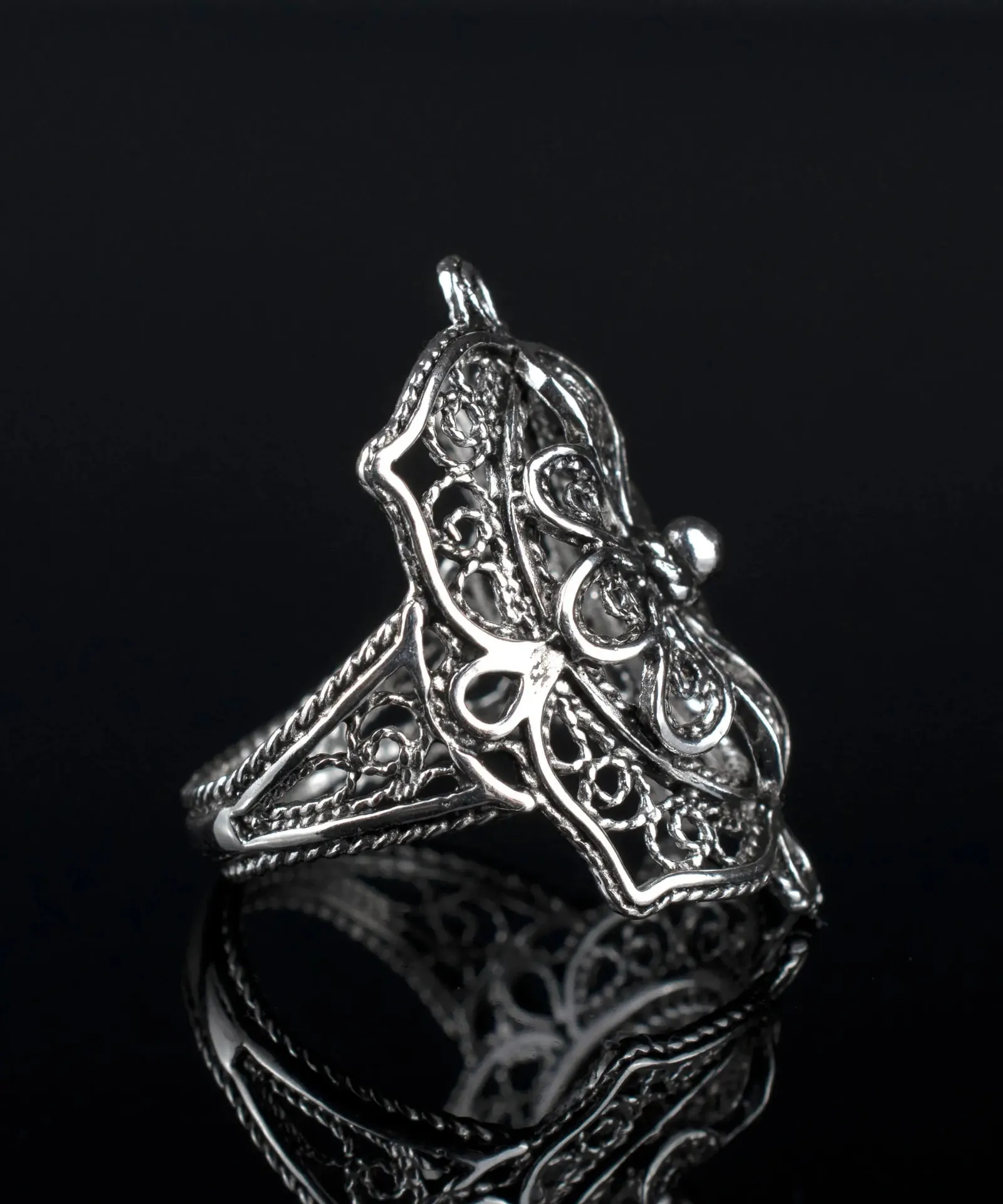 Elegant Blossom: Filigree Art Flower Women's Silver Statement Ring