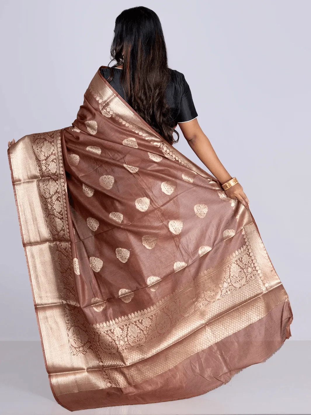 Elegant Brown Par Anchal Buti Linen Silk Saree