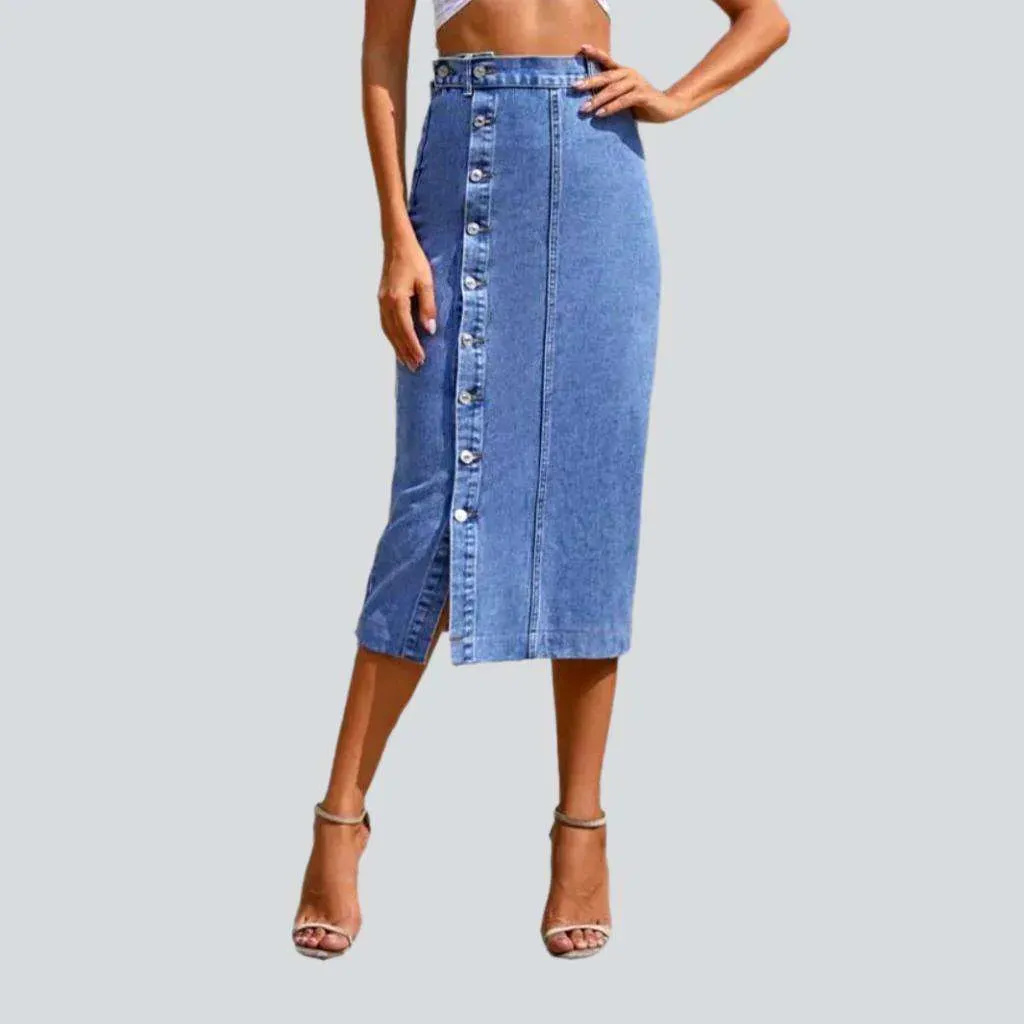 Elegant buttoned women's deniim skirt