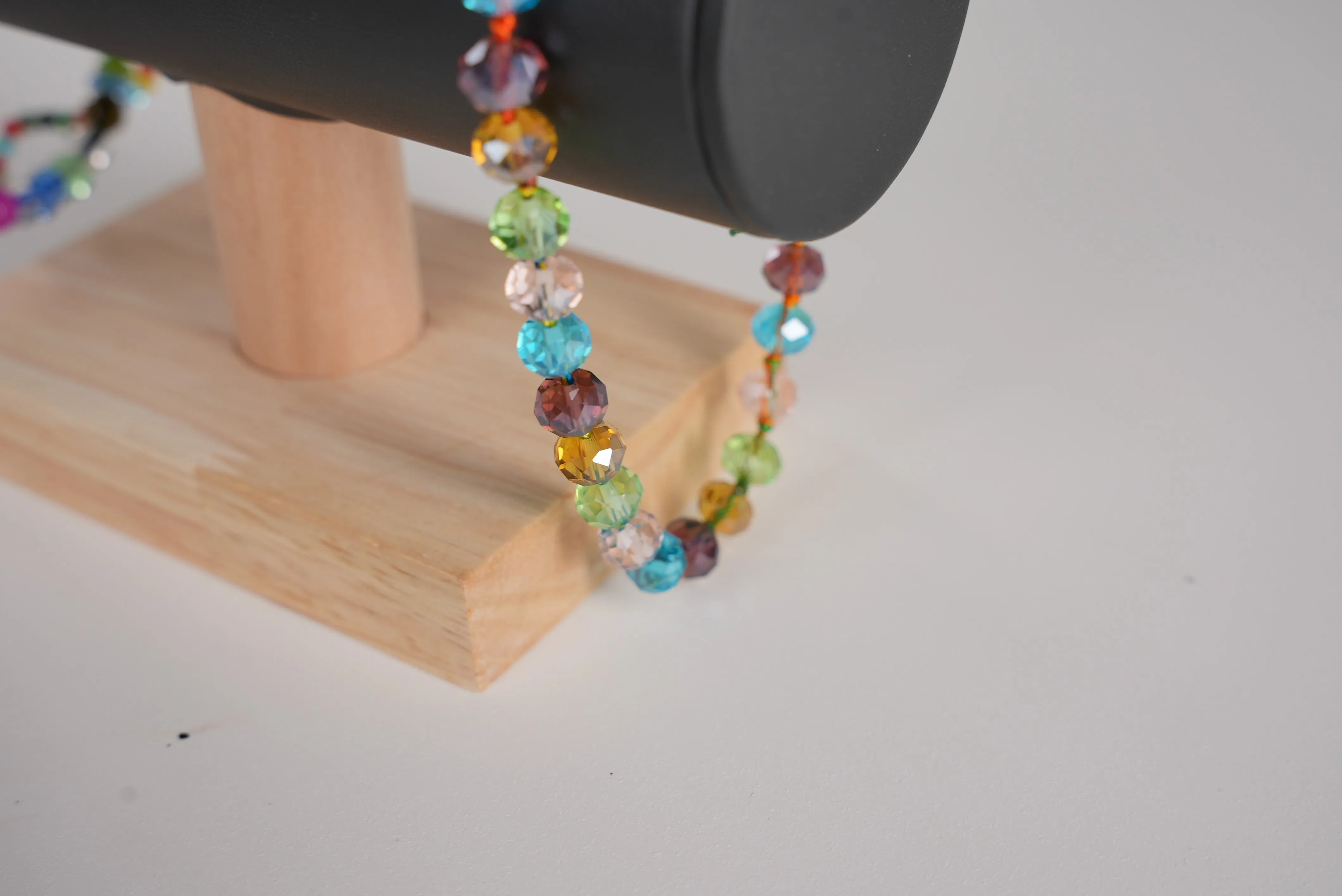 Elegant Glass Bead Bracelet