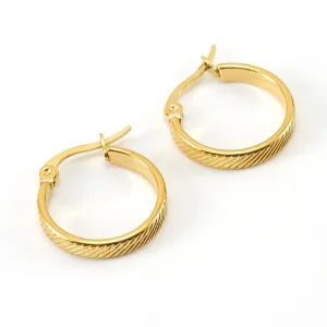 Elegant Gold-Plated Textured Hoop Earrings – Lightweight and Stylish