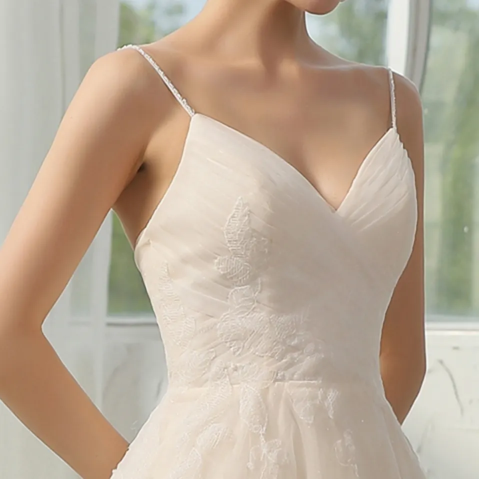 Elegant Lace Pleated A-Line Wedding Dress