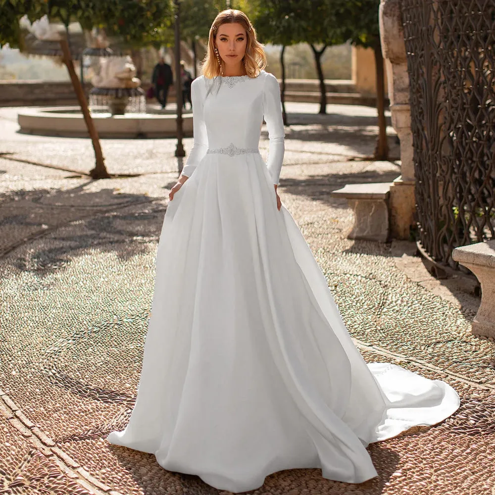 Elegant Long Sleeve Matte Satin Vintage Wedding Dress Sexy Backless Pearls Beaded Court Train A-Line Bride Gown