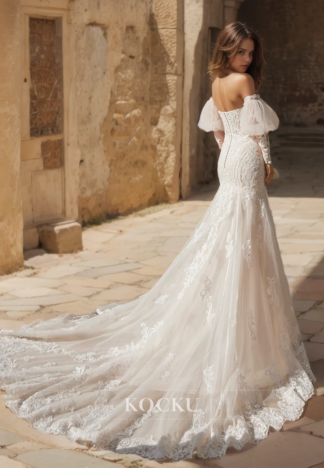 Elegant Off-Shoulder Sweetheart Mermaid Wedding Dress Sweep Train  Lace Bridal Gowns with Appliques