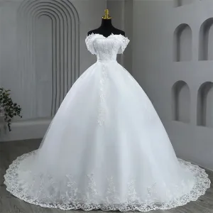 Elegant Plus Size Off-Shoulder Wedding Dress with Appliques and Pearls