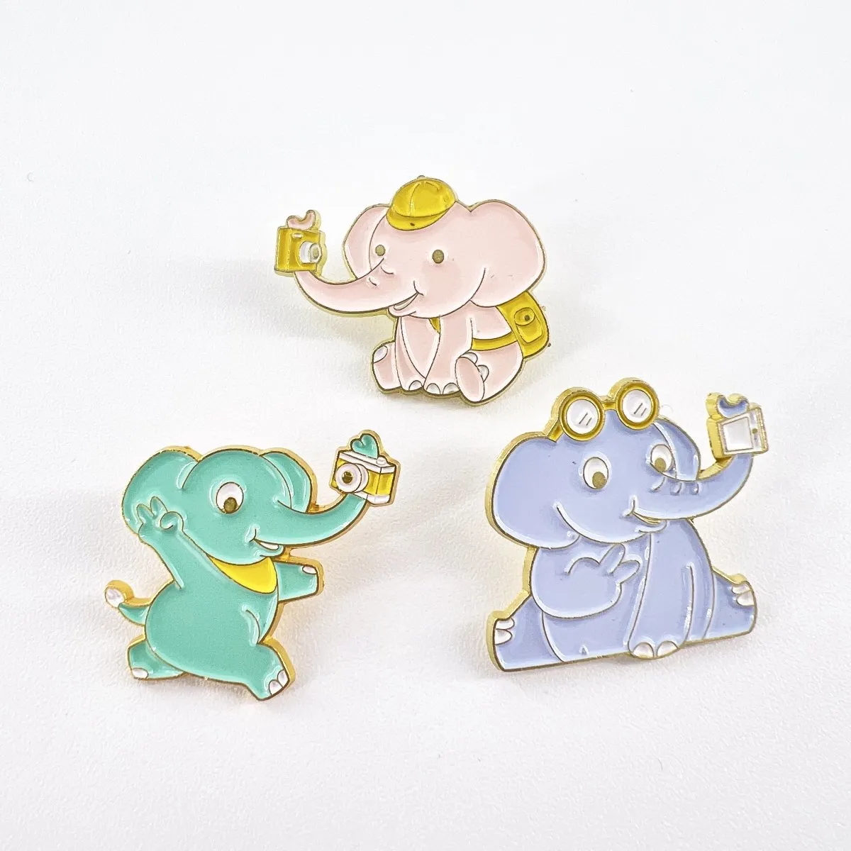 Elephant Pins -Cartoon Elephant Selfie Enamel Pins