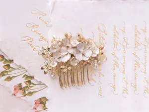 Elle - Dainty Floral Bridal Hair Comb