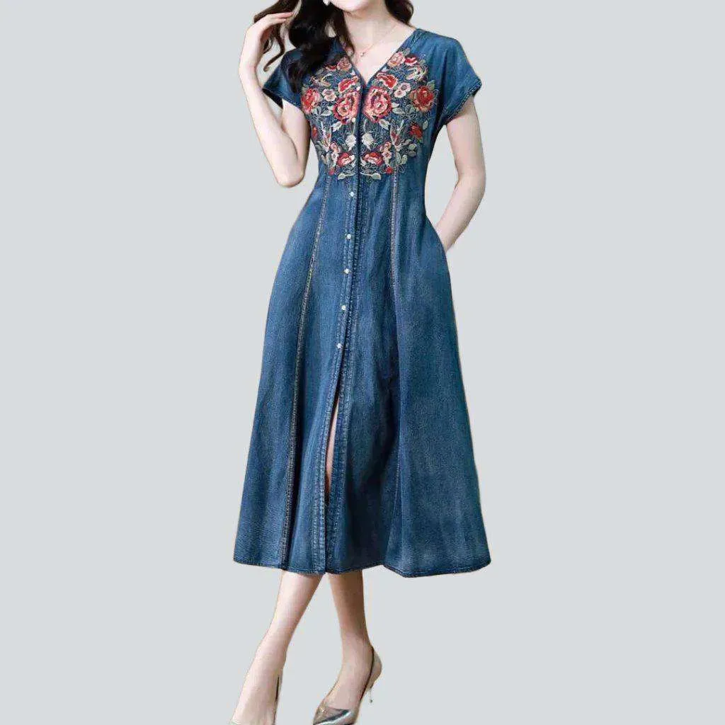 Embroidered city style denim dress