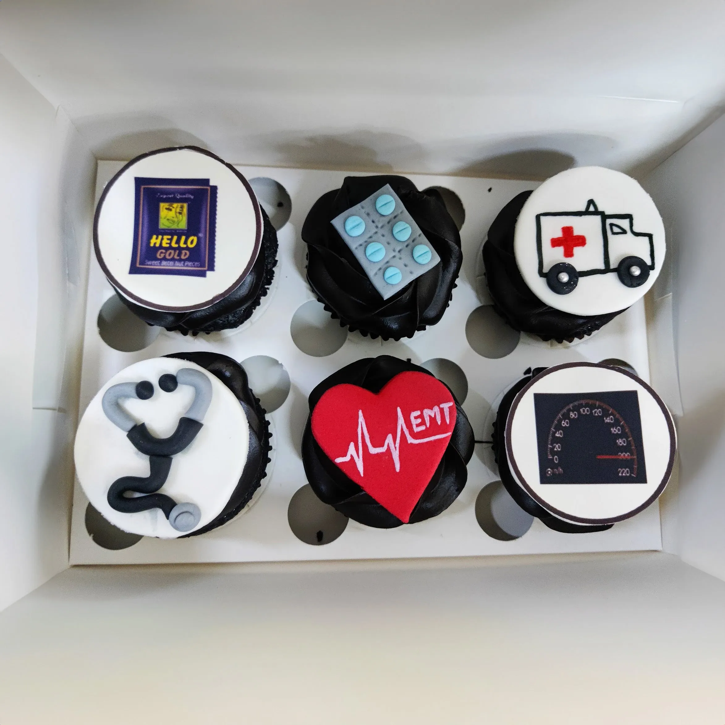 Emergency Aid Cupcakes