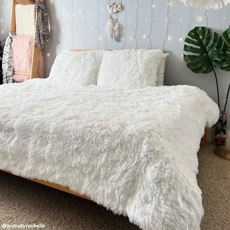 Emma Faux Fur Comforter Set