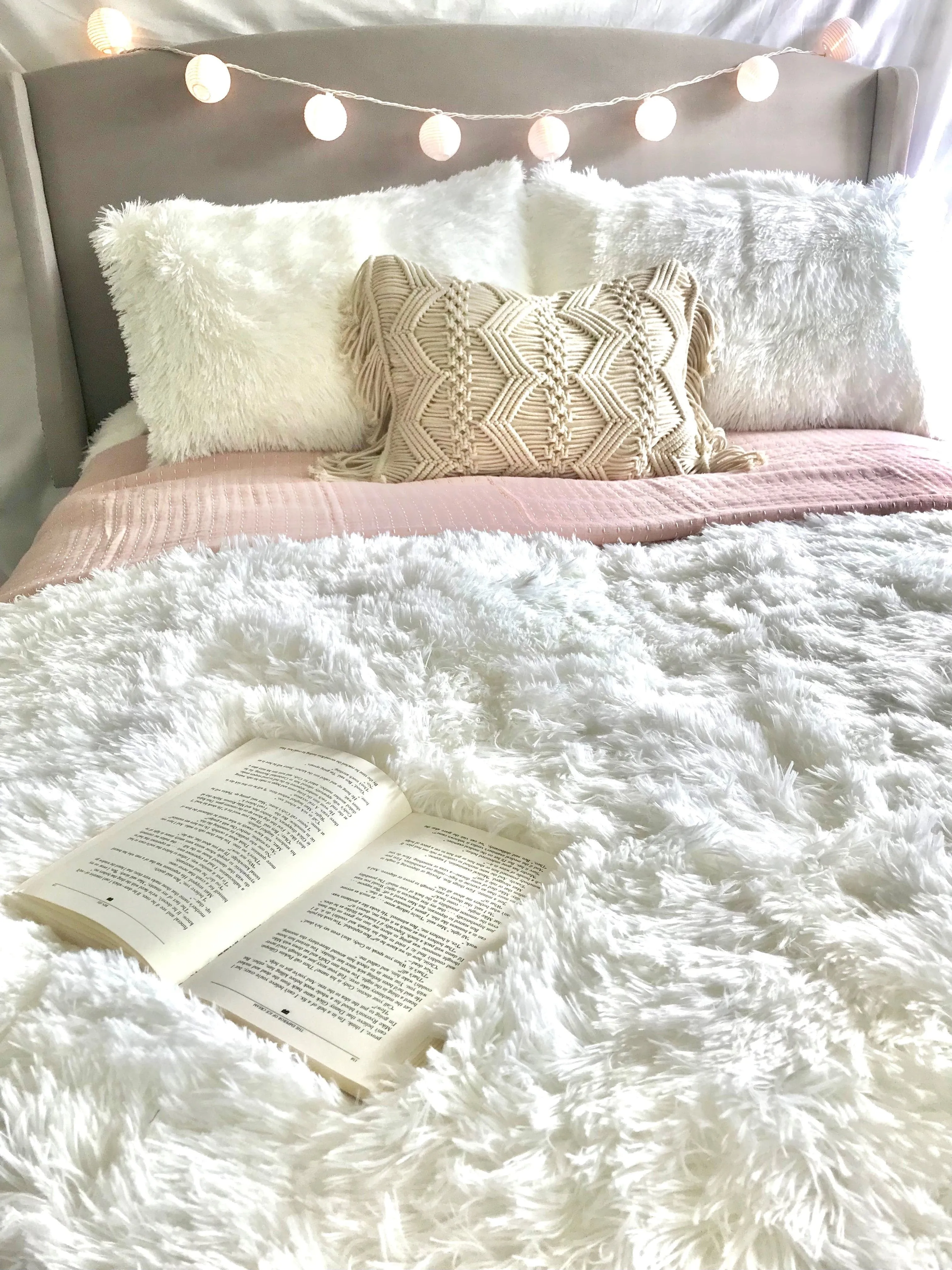 Emma Faux Fur Comforter Set