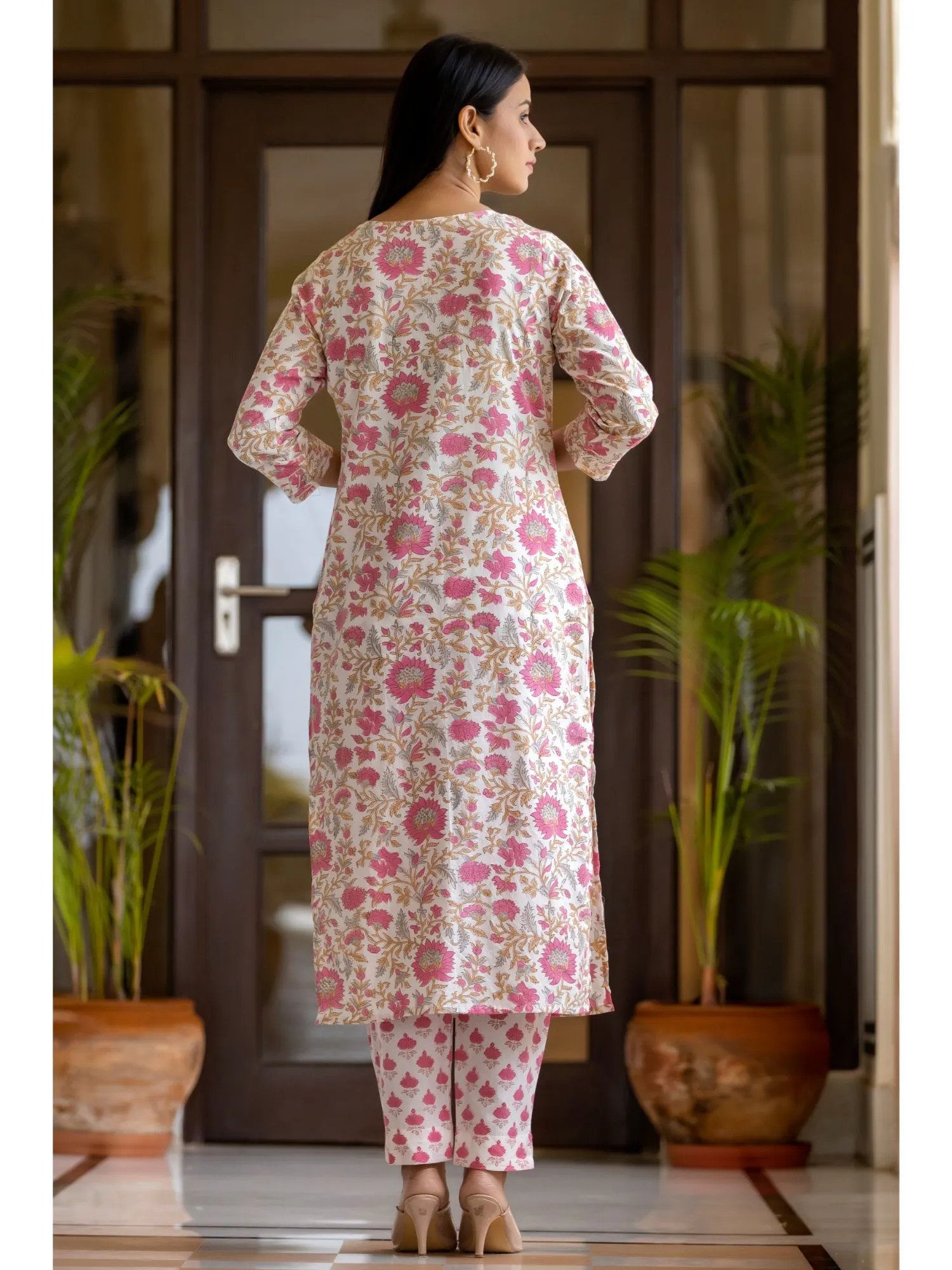 Enchanting Light Pink Hand block Printed Cotton Suit Set with Mirror & Tikki Work