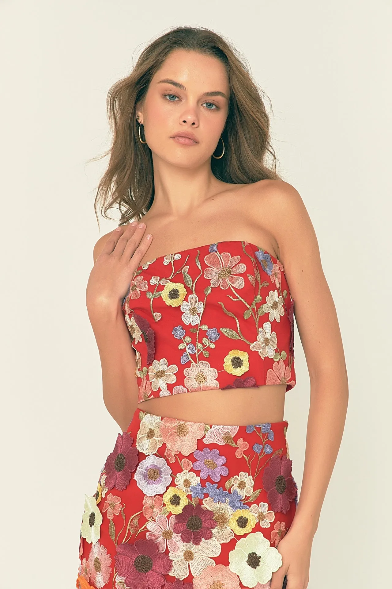 Endless Rose - Floral Embroidered Strapless Top