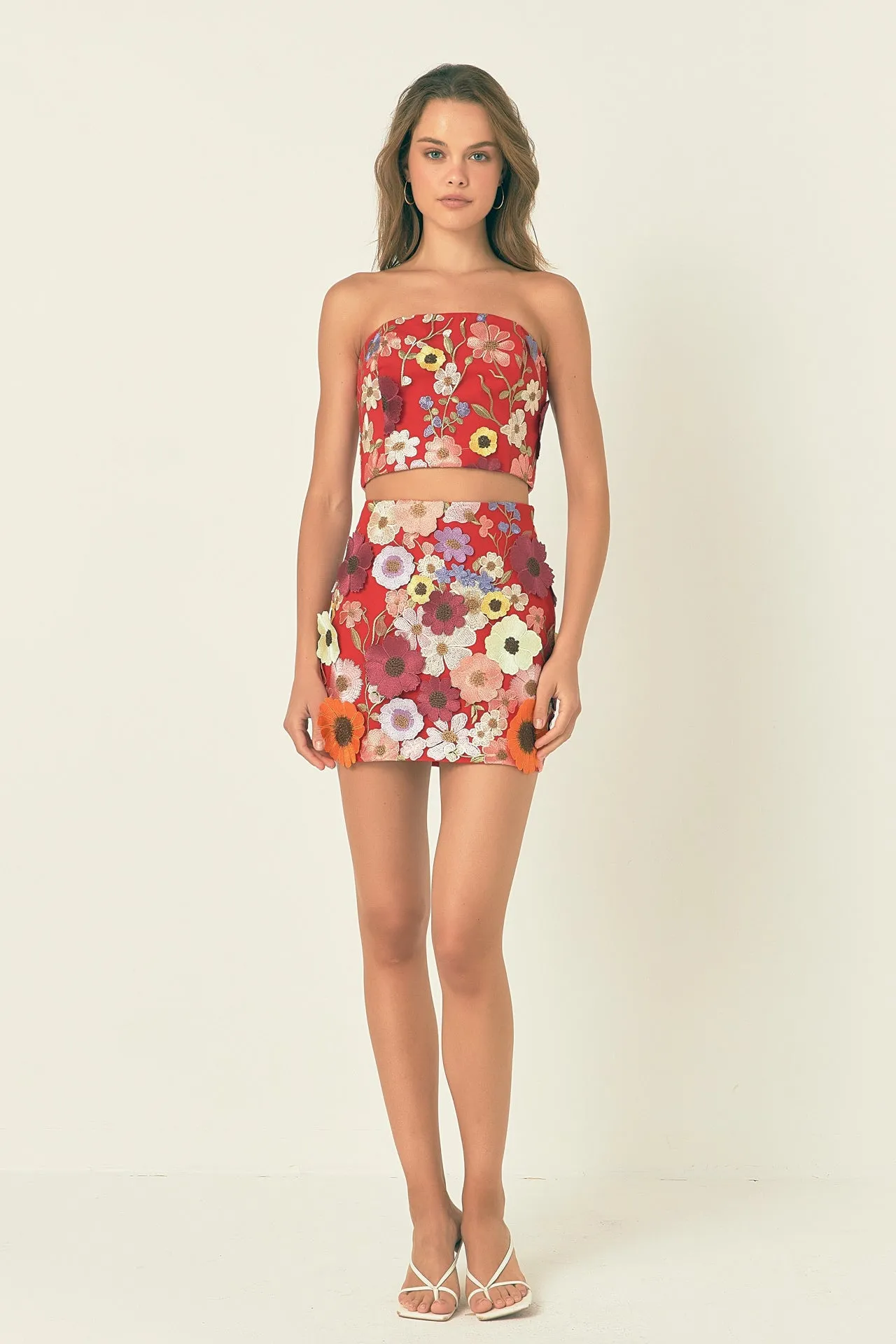 Endless Rose - Floral Embroidered Strapless Top