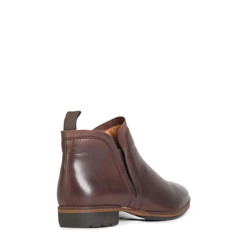 Eos Gaid Brown Ankle Boot